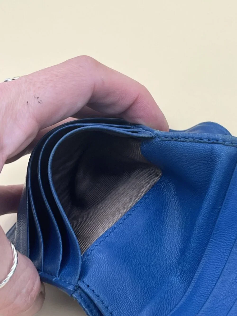 Bottega Veneta Blue Leather Woven Wallet With Snap & Zip Closures Made In Italy